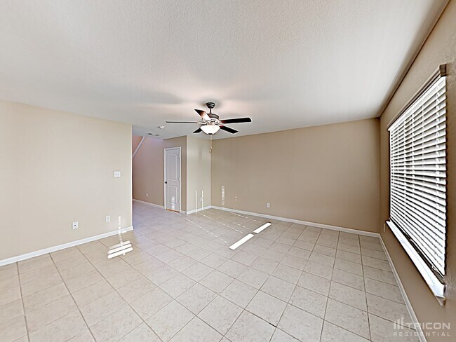 Building Photo - 729 Totem Trail Drive La Marque TX