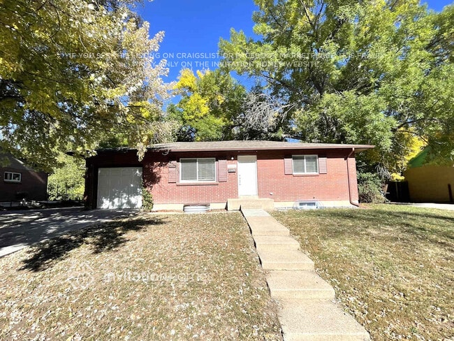 Building Photo - 6209 Brooks Dr Building Photo - 6209 Brooks Dr