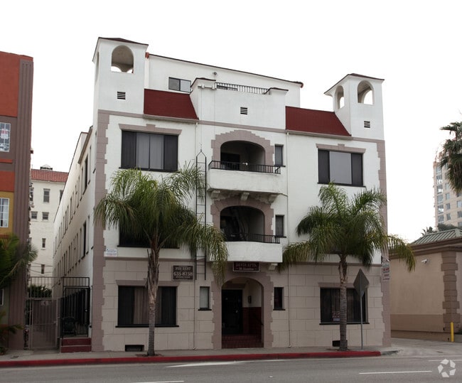 Building Photo - 26 Alamitos Ave.