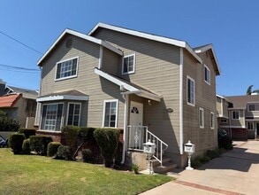 Building Photo - 2209 Clark Ln