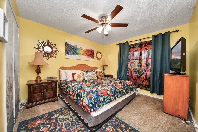 Foto del edificio - 17018 Water Oak Dr