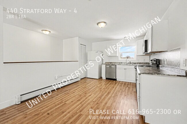Building Photo - 440 Stratford Way
