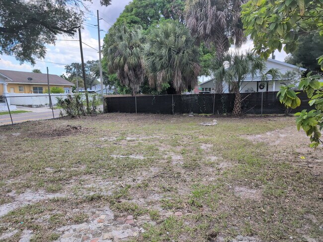 Foto del edificio - 1610 E 21st Ave