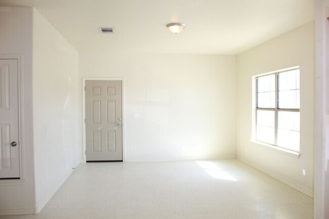 Foto del edificio - 3 BEDROOM DUPLEX TEMPLE