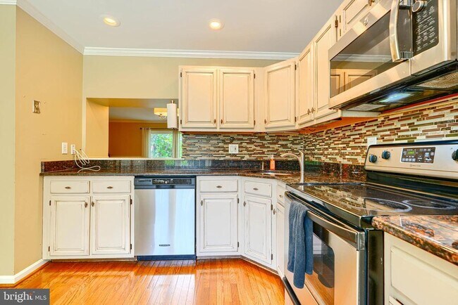 Foto del edificio - 30 Old Forge Ct