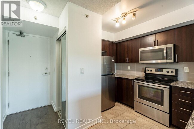 Photo du bâtiment - 1420 Dupont St