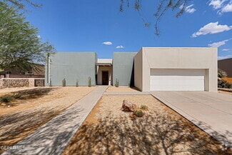 Building Photo - 5708 Valley Laurel St