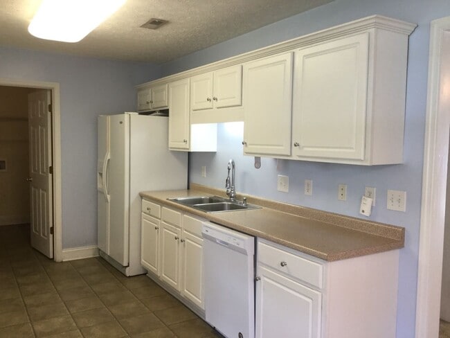 Building Photo - Desired Westbrooke Home in Havelock