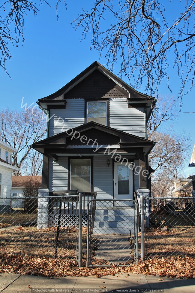 Building Photo - Nice two bedroom home in historic Oakland Area