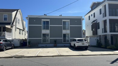 Building Photo - 21 S Madison Ave