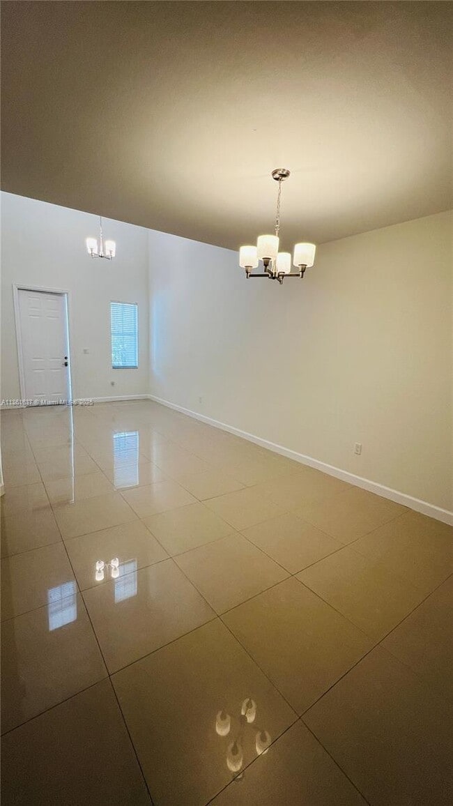 Foto del edificio - 10703 NW 76th Ln