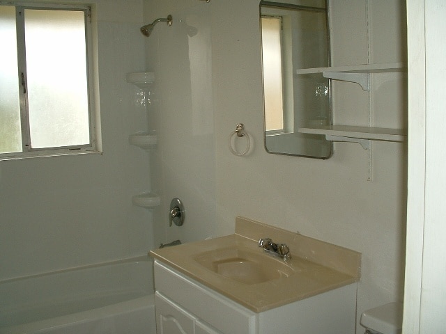Building Photo - 9725 Lake Steilacoom Dr SW