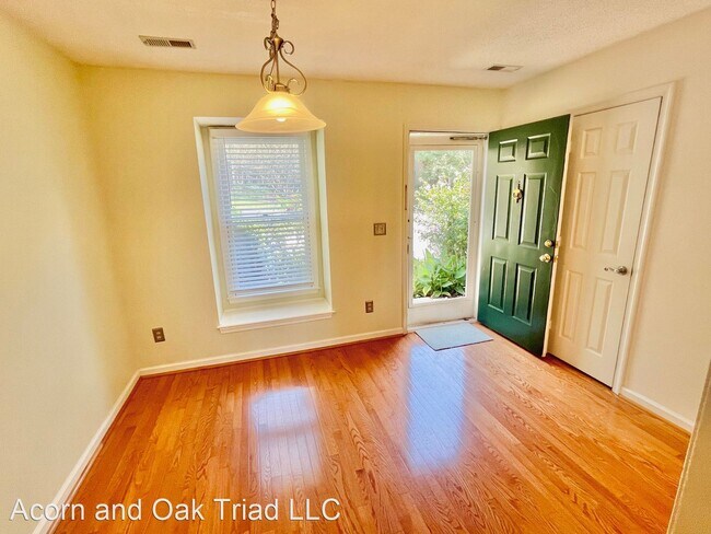 Foto del edificio - 2 br, 2.5 bath House - 2703 Cottage Pl