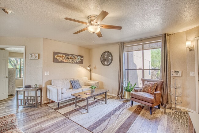 Building Photo - 6655 N Canyon Crest Dr