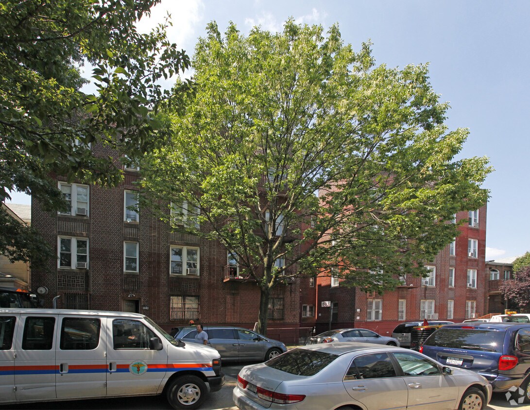 Foto principal - 1630 41st St