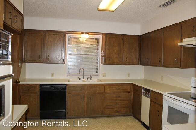 Building Photo - 3 br, 2 bath House - 996 Lake Road