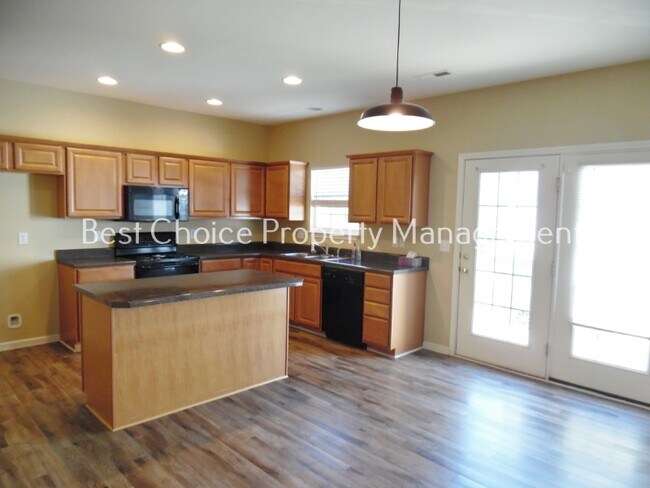 Foto del edificio - 354 Moonstone Dr