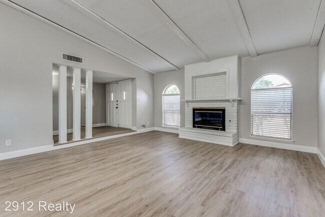Foto del edificio - 3 br, 2 bath House - 1930 Rambling Ridge