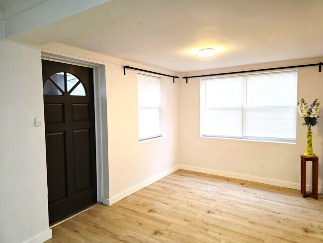 Foto del edificio - Vero Beach Rentals. Vero Beach Rent, LLC and Property Management Company