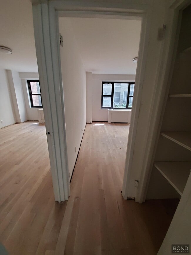 Foto del edificio - 405 E 56th St