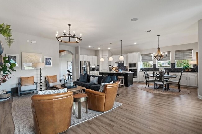 Foto del edificio - 4945 Strada Dr