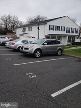 Building Photo - 13 Reliance Ct