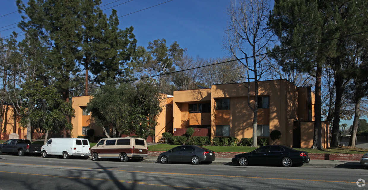 Primary Photo - Kittridge Gardens Apartments