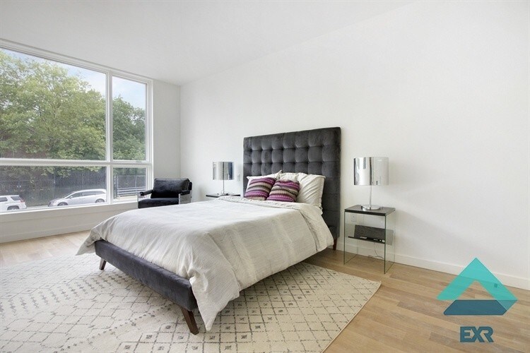 Foto principal - 1326 Ocean Ave