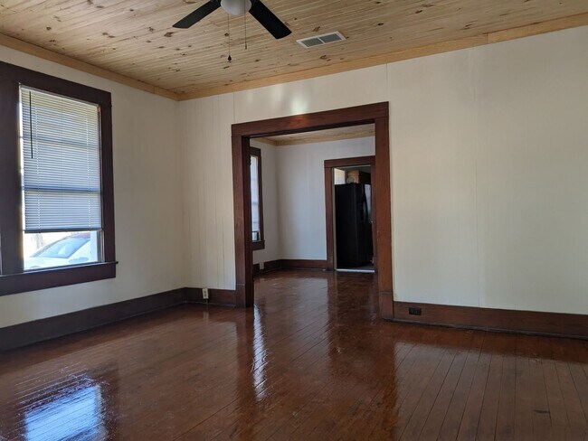 Foto del edificio - Home for rent -Available Now!