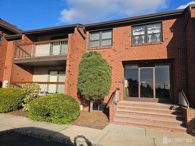Building Photo - 144 Beverly Hl Ter