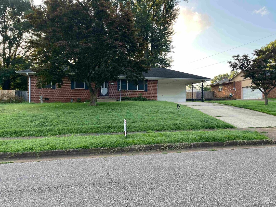 Primary Photo - 7202 Renda St