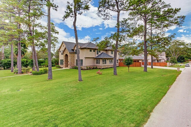 Foto del edificio - 325 Bunker Hill Rd