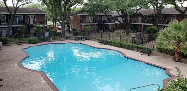 Foto del edificio - 6405 Westward St