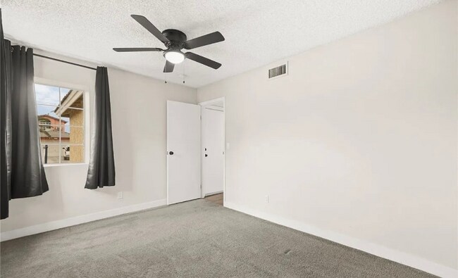 Foto del edificio - 2793 Sandy Fls Wy