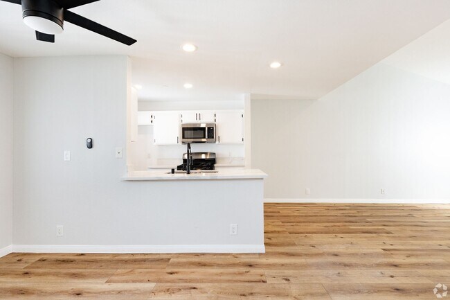 Foto del interior - 1945 Glendon Avenue