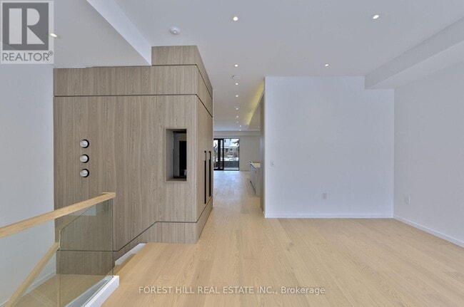 Building Photo - 40 Cameron Ave