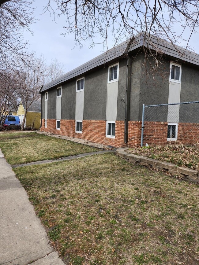 Building Photo - Terrace Height Apartments
