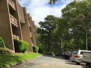 Building Photo - 915 S Seminole Dr