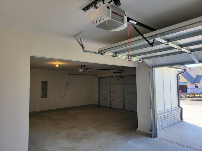 Foto del edificio - 3138 W Albuquerque St