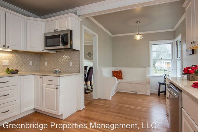 Foto del edificio - 4 br, 2 bath House - 1830 NE 57th Ave