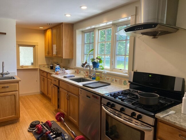 Photo - 2 Quechee Rd Apartment