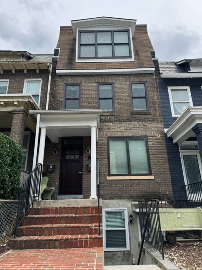 Building Photo - 37 T St NE