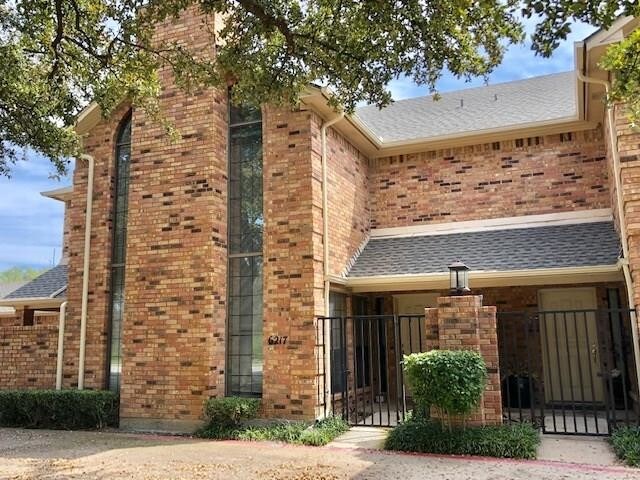 Building Photo - 6217 S Bellaire Dr