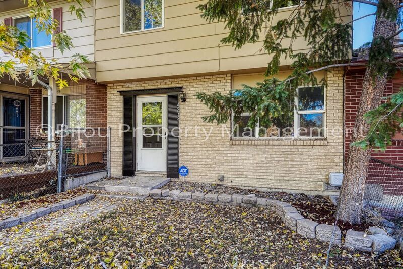 Foto principal - 4232 Gills Mill Ct