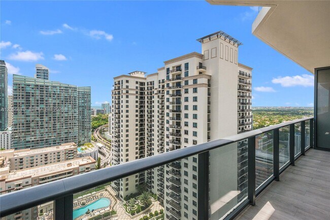 Foto del edificio - 55 SW 9th St