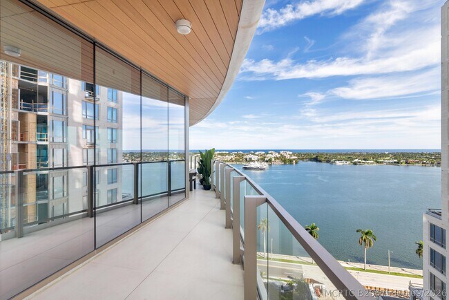 Foto del edificio - 1333 S Flagler Dr
