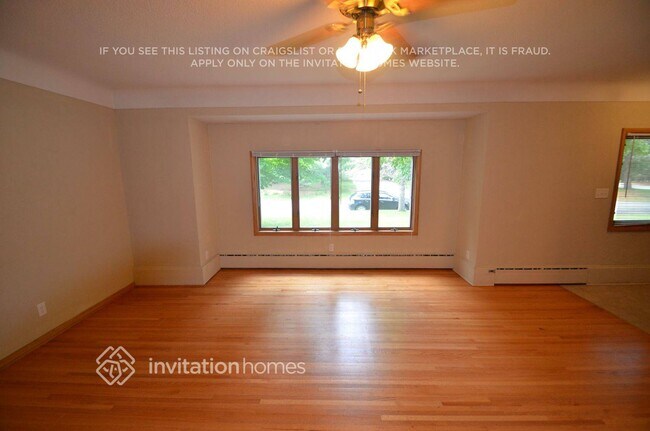 Foto del edificio - 1440 Harmony Dr