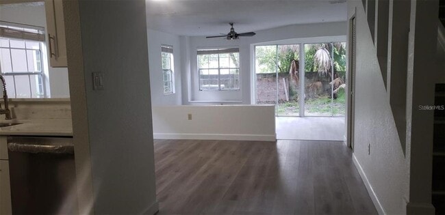 Building Photo - 670 Post Oak Cir
