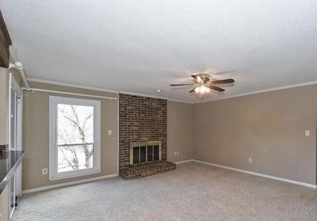 Building Photo - 7345 Winery Ln