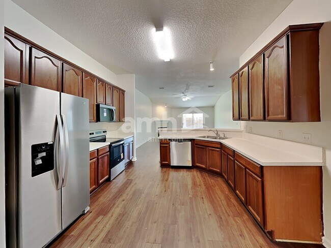 Foto del edificio - 2725 Spinnerbait Ct